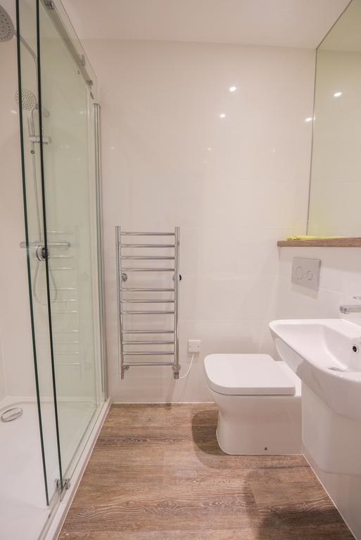 Town Or Country - Canute Studio Southampton Bagian luar foto